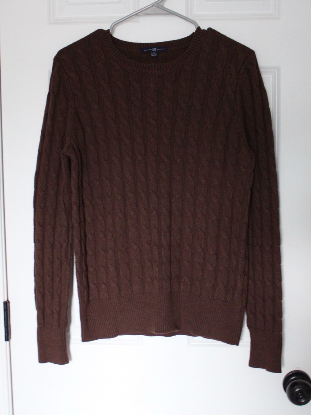 GAP Women's 2000s Crewneck Cable-Knit Sweater Brown